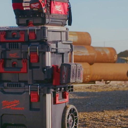 SOPORTE BATERIAS MILWAUKKE PACKOUT M18 4932498645